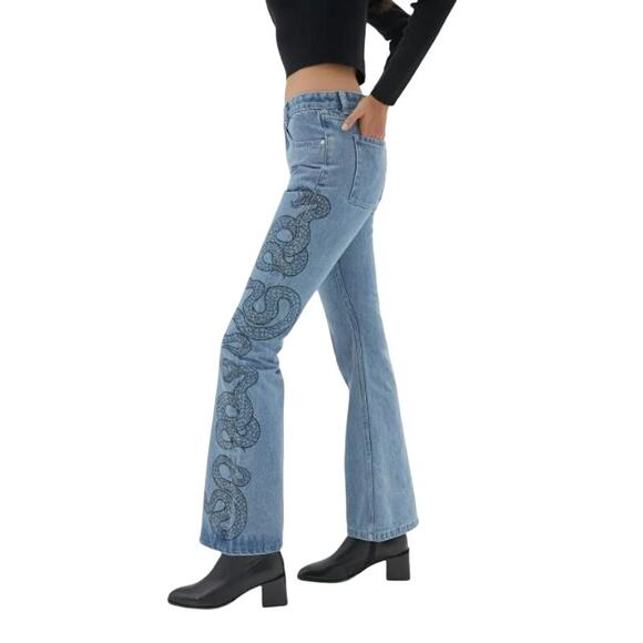 MILK IT $108 Cobra Snake Print Flare Leg Rigid Denim Jean Light Wash Size 36 - Picture 1 of 7